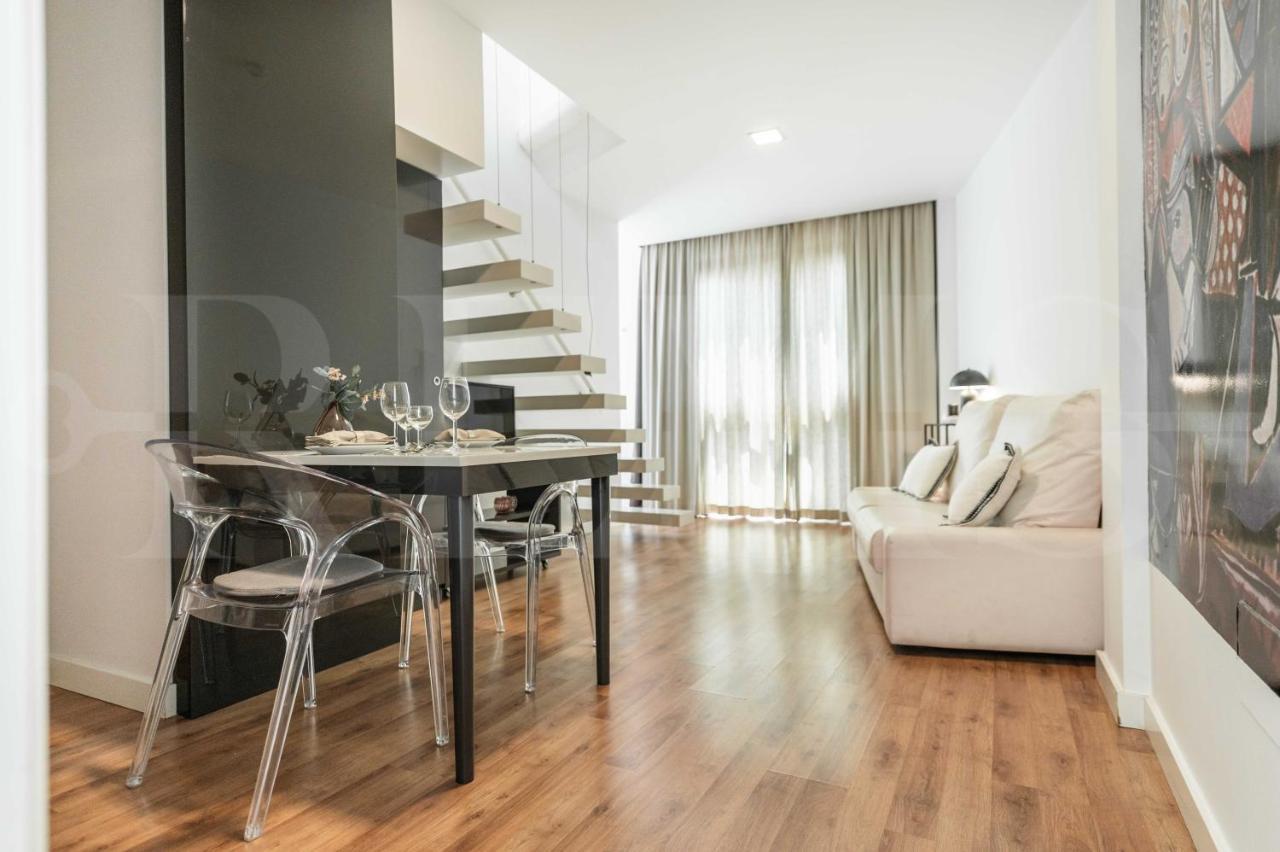 Artistic Duplex With Terrace By Picasso Museum By Rems Appartement Málaga Buitenkant foto